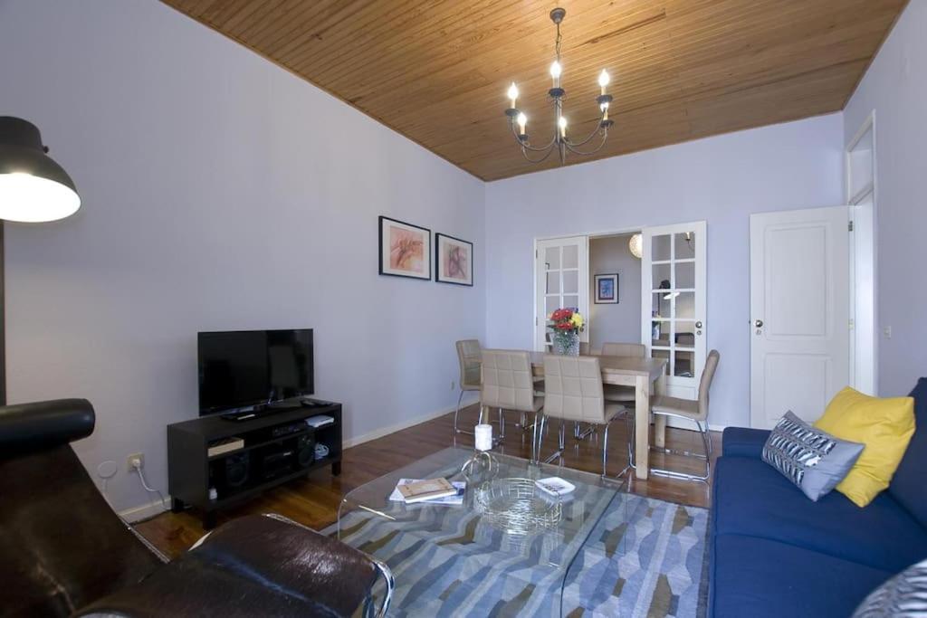 Pn New Ac! Stylish & Central- View To Tram 28! Lisboa