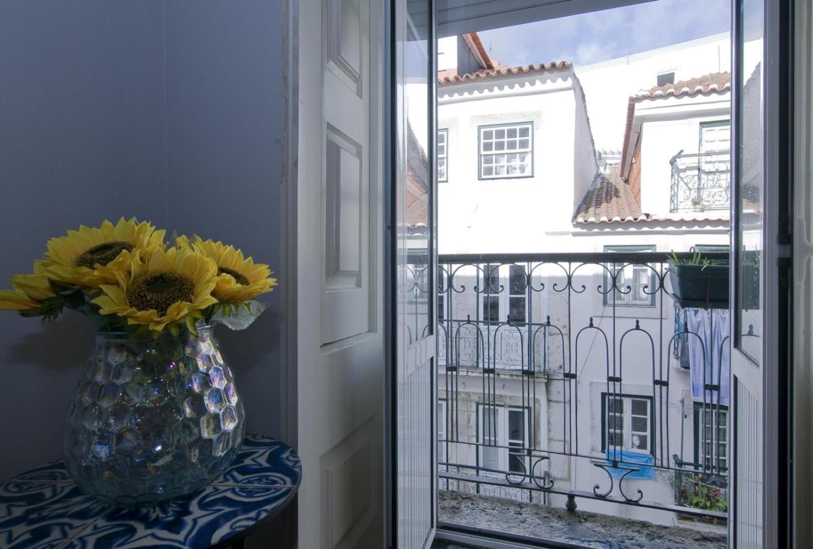 Pn New Ac! Stylish & Central- View To Tram 28!